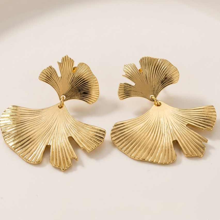 Golden leaf