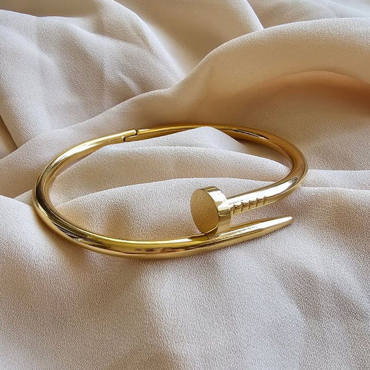 Bracelet clou doré – Tack