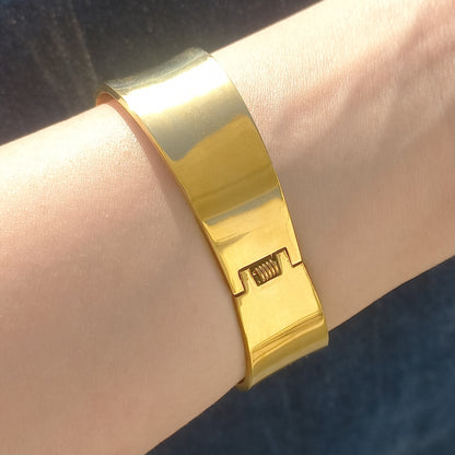 Golden aura