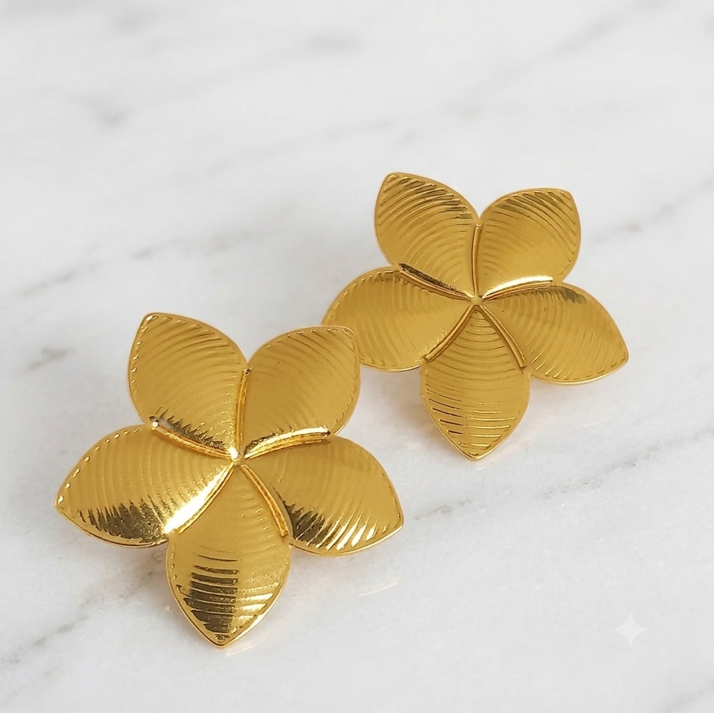 Golden petal