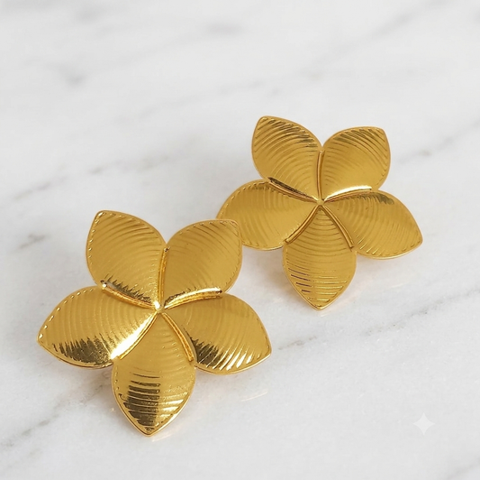 Golden petal