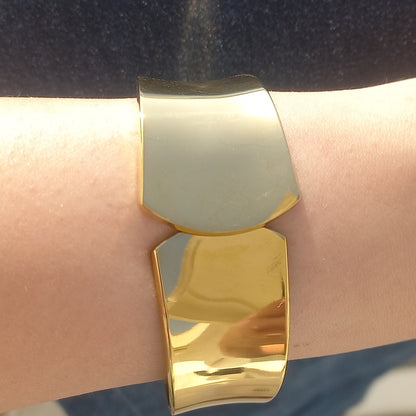 Golden aura